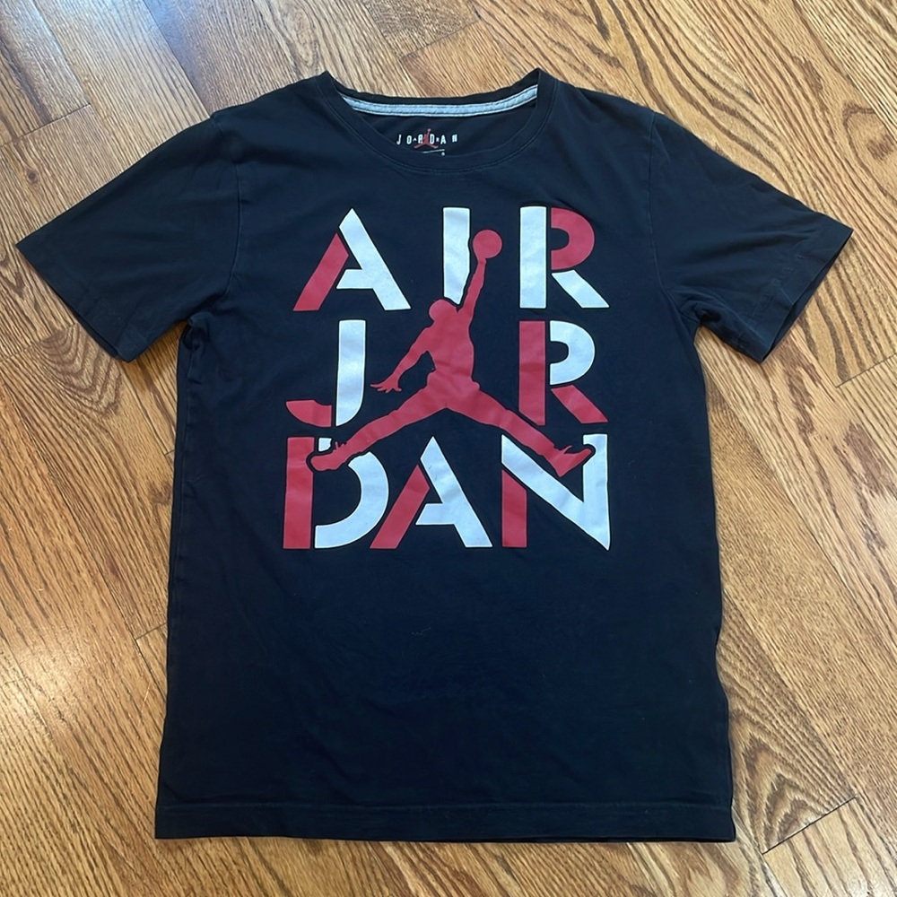Boy’s Air Jordan Shirt. Size Large 12-13YRS. Excellent Condition. - Picture 2 of 9